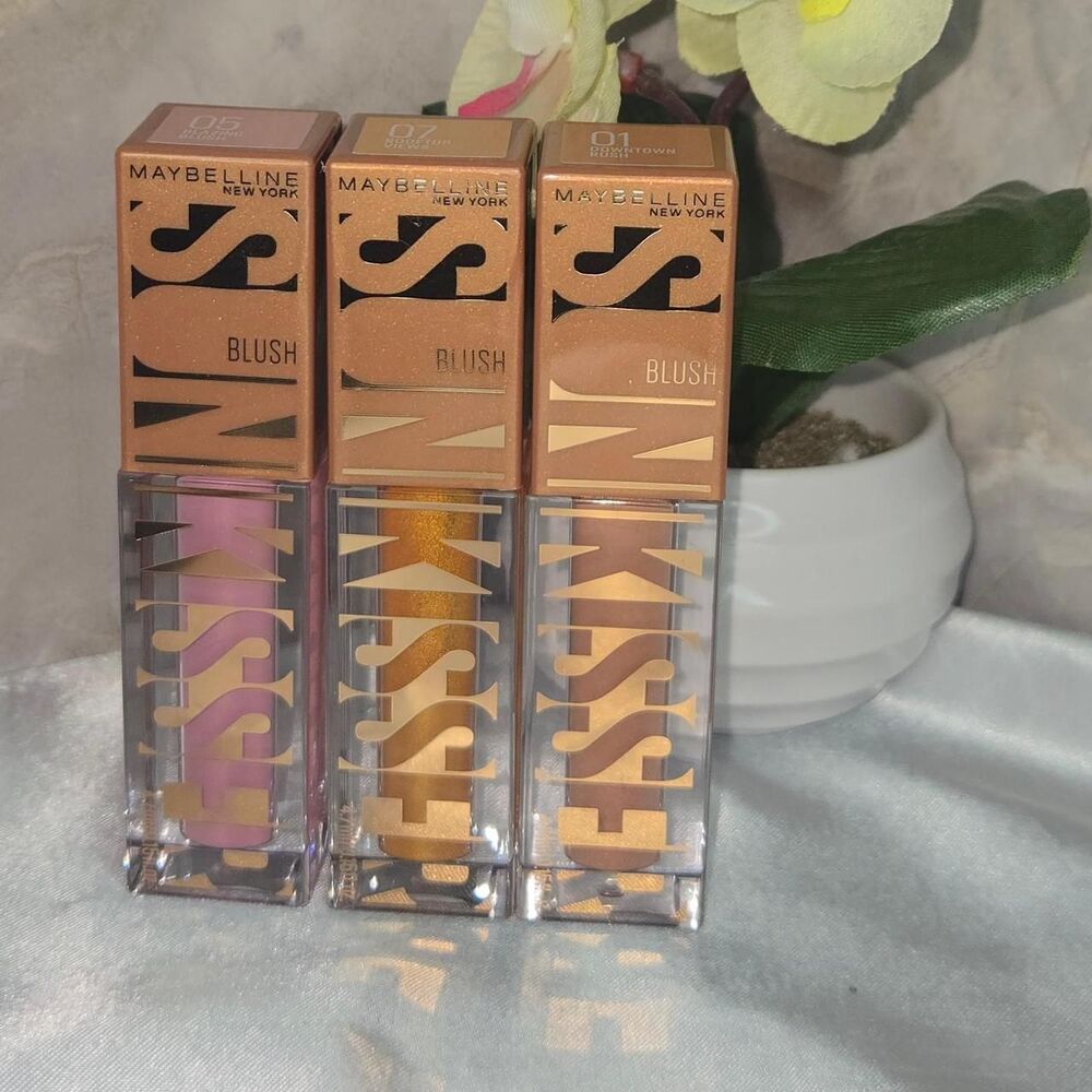 Maybelline New York Kiss Blush bundle